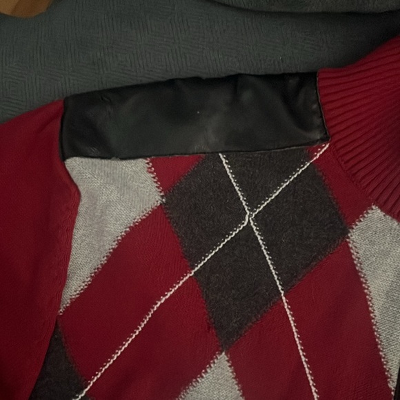 Men's XL INC novelty sweater bright rhubarb, faux leather shoulders, semi-zip - Picture 4 of 6